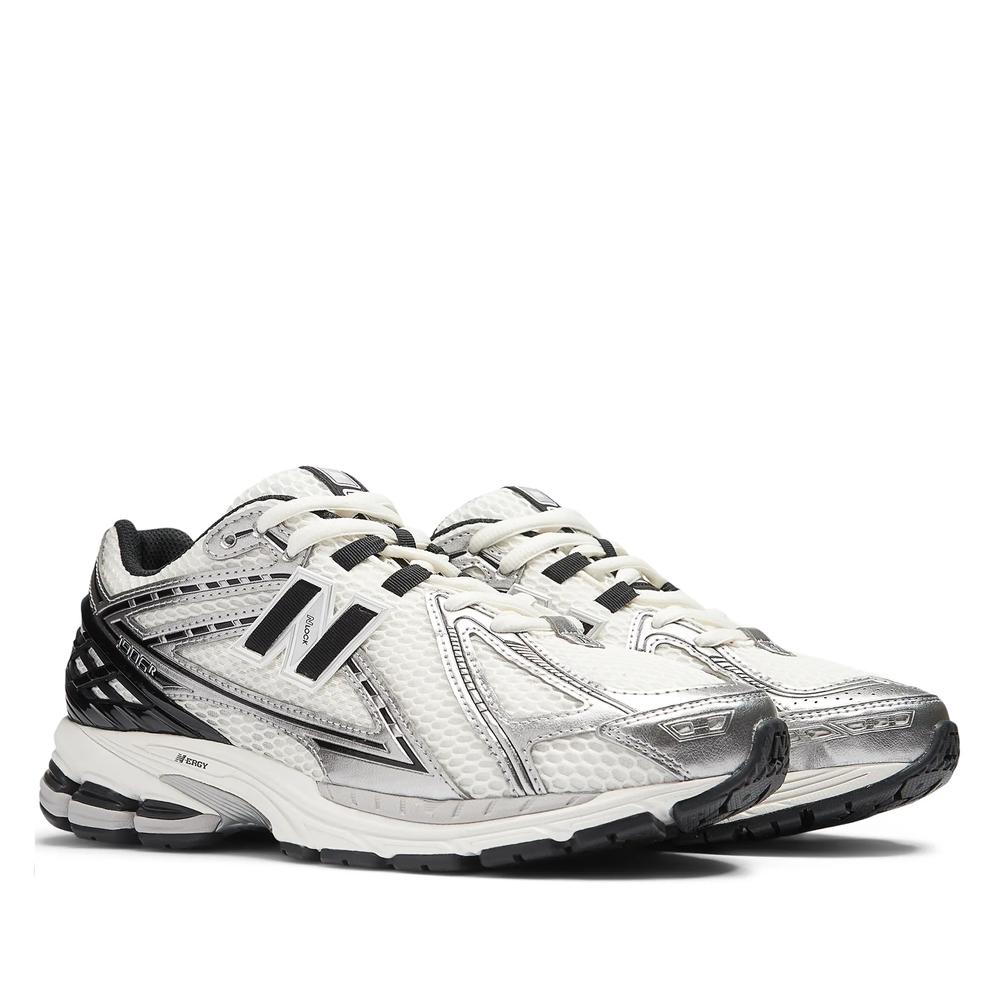 Topánky New Balance M1906RER - strieborné