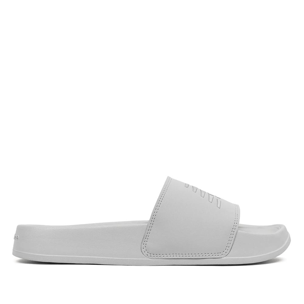 Klapky New Balance SWM200U3 - šedý