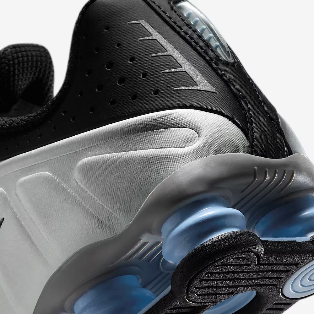 Pánske topánky Nike Shox R4 HQ1988-004 - biele