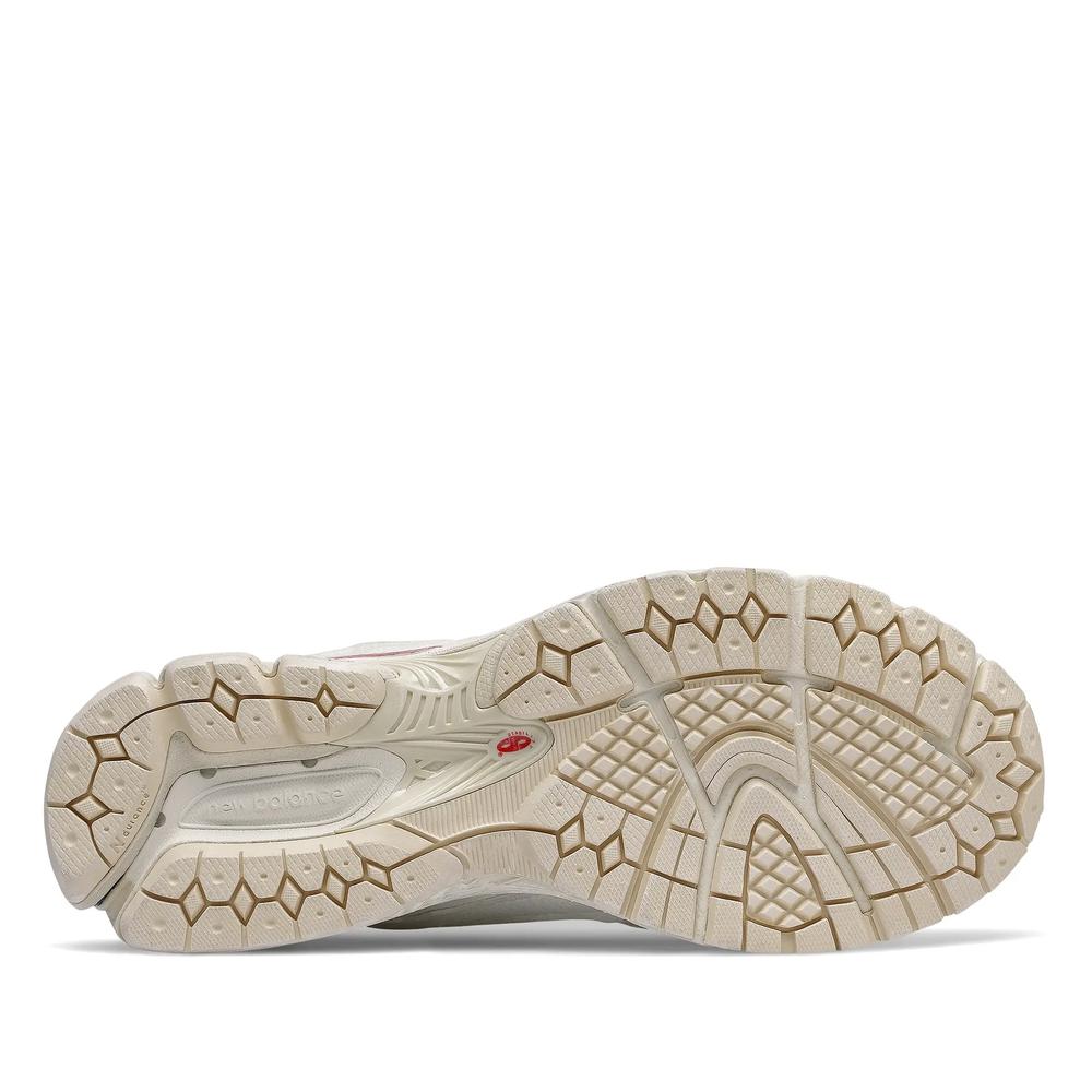 Unisex topánky New Balance M2002RDC - biele