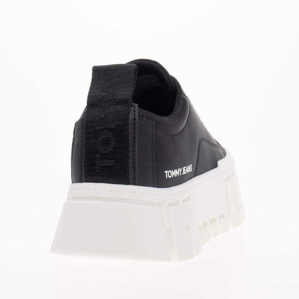 Topánky Tommy Jeans Recycled Cleat Chunky EN0EN02240-BDS - čierne