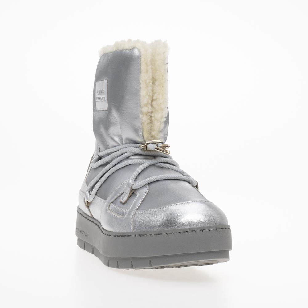 Topánky Tommy Hilfiger Tommy Essential Silver Boots FW0FW07506-0IM - strieborné