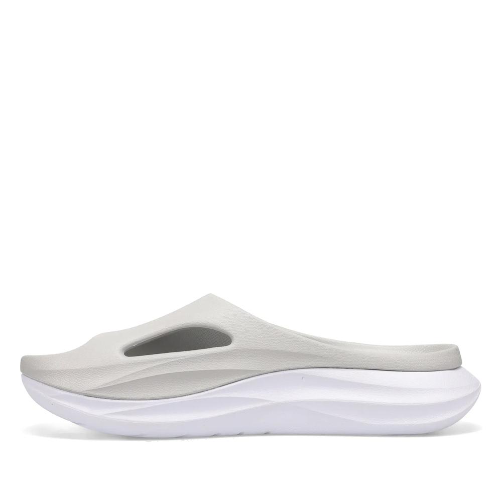 Pánske klapky New Balance M66508WJ - šedý