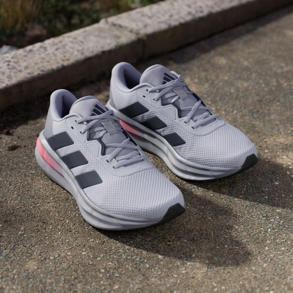 Pánske topánky adidas Galaxy 7 Running JQ2626 - šedý