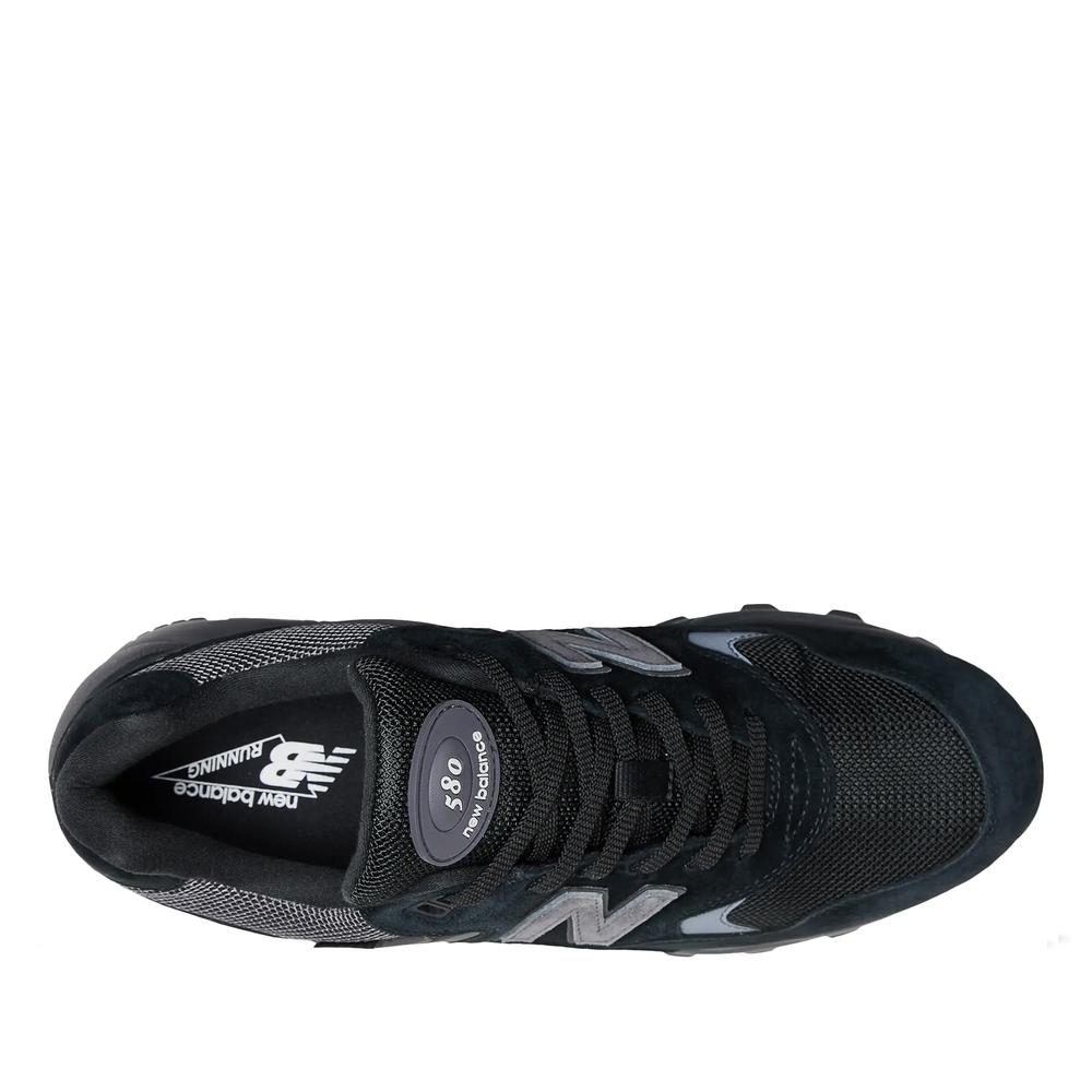 Topánky New Balance MT580RGR - čierne