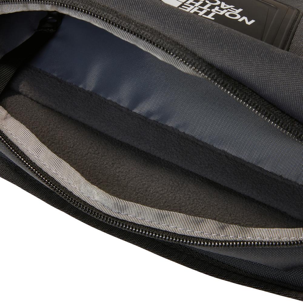 Sachetka The North Face Y2K 0A87GE4GZ1 - čierne