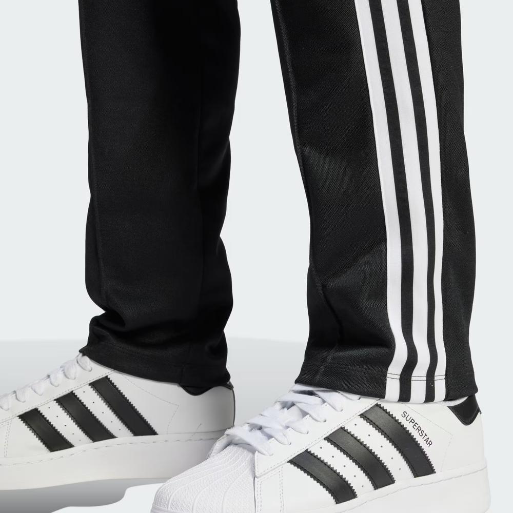 Nohavice adidas Originals Montreal IU2521 - čierne