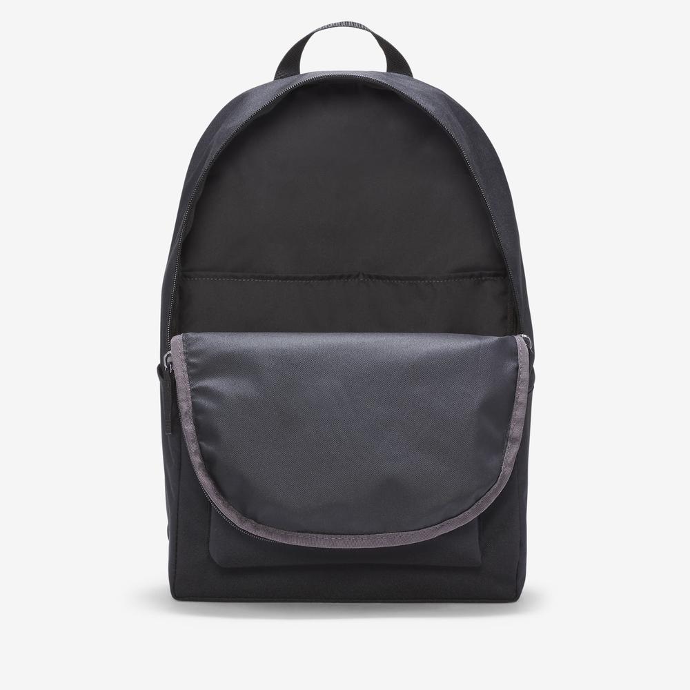 Ruksak Nike Heritage DC4244-010 - čierne