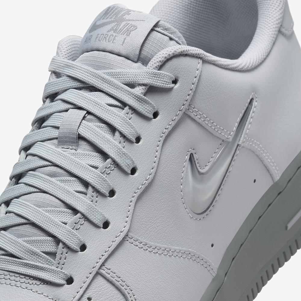 Topánky Nike Air Force 1 HM0621-001 - šedý