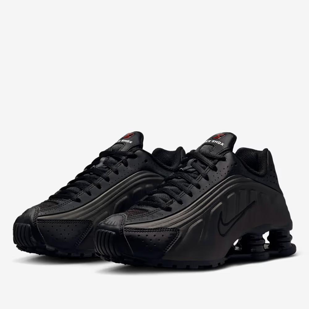 Detské topánky Nike Shox R4 CW2626-003 - čierne