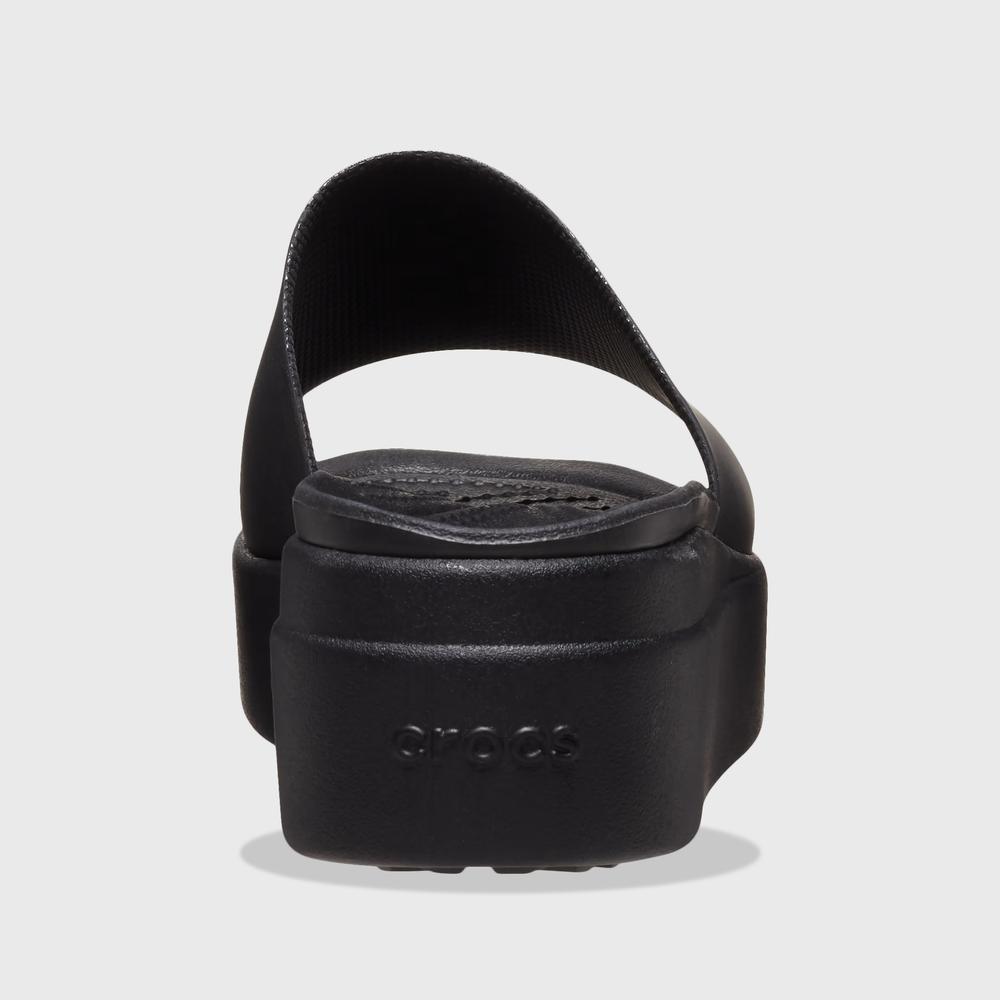 Klapky Crocs Brooklyn Slide 208728-001 - čierne