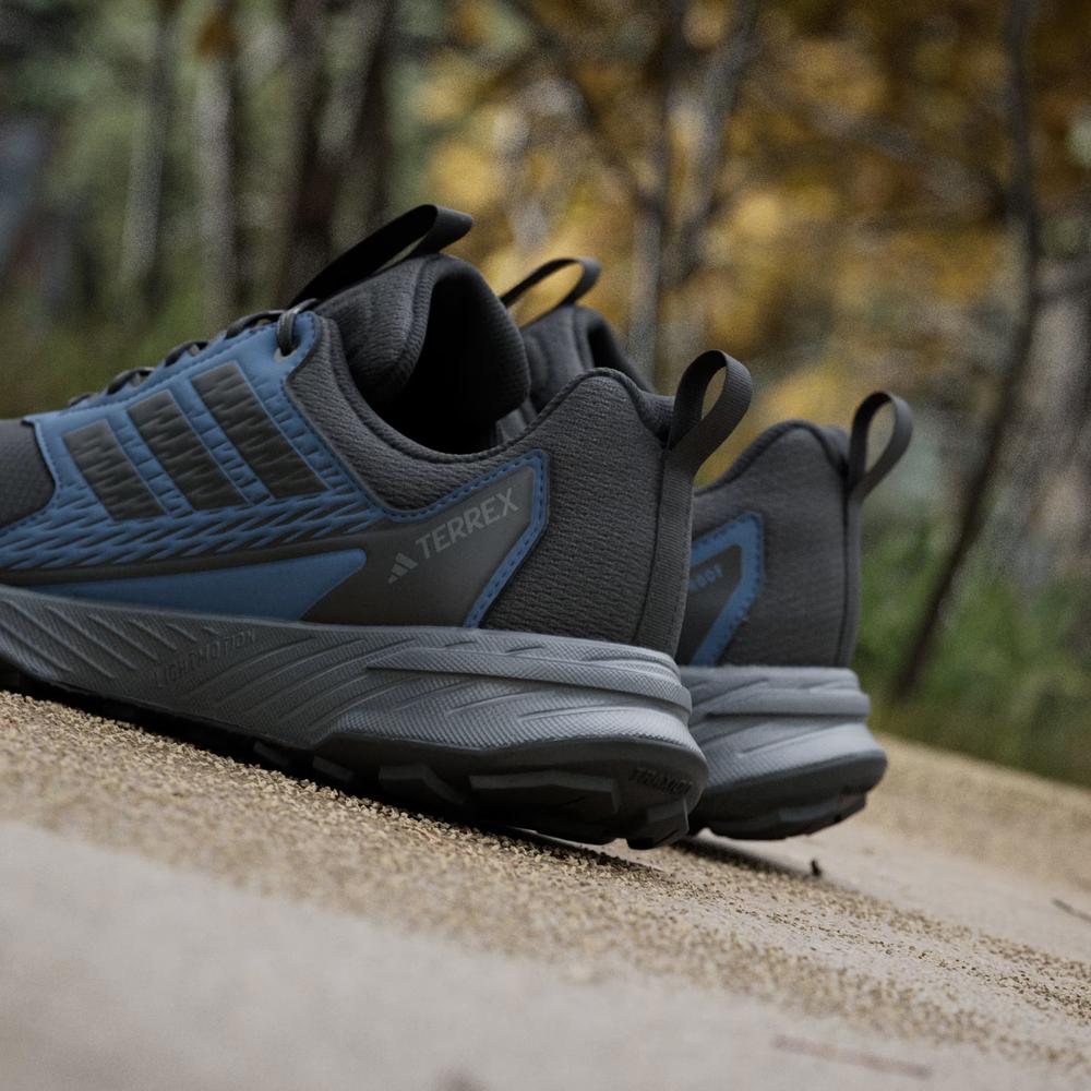 Topánky pánske adidas Terrex Tracefinder 2 Climaproof JR7769 - čierne