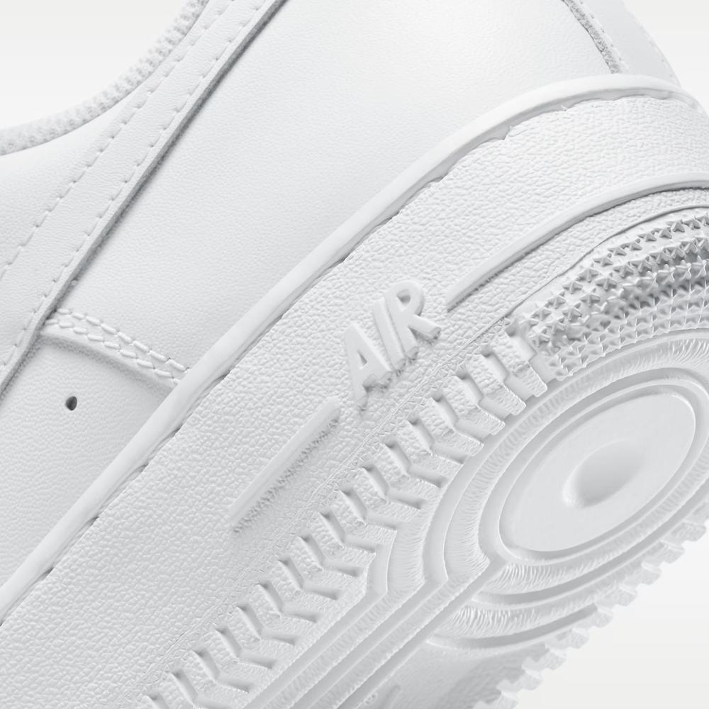 Dámske topánky Nike Air Force 1 '07 DD8959-100 - biele