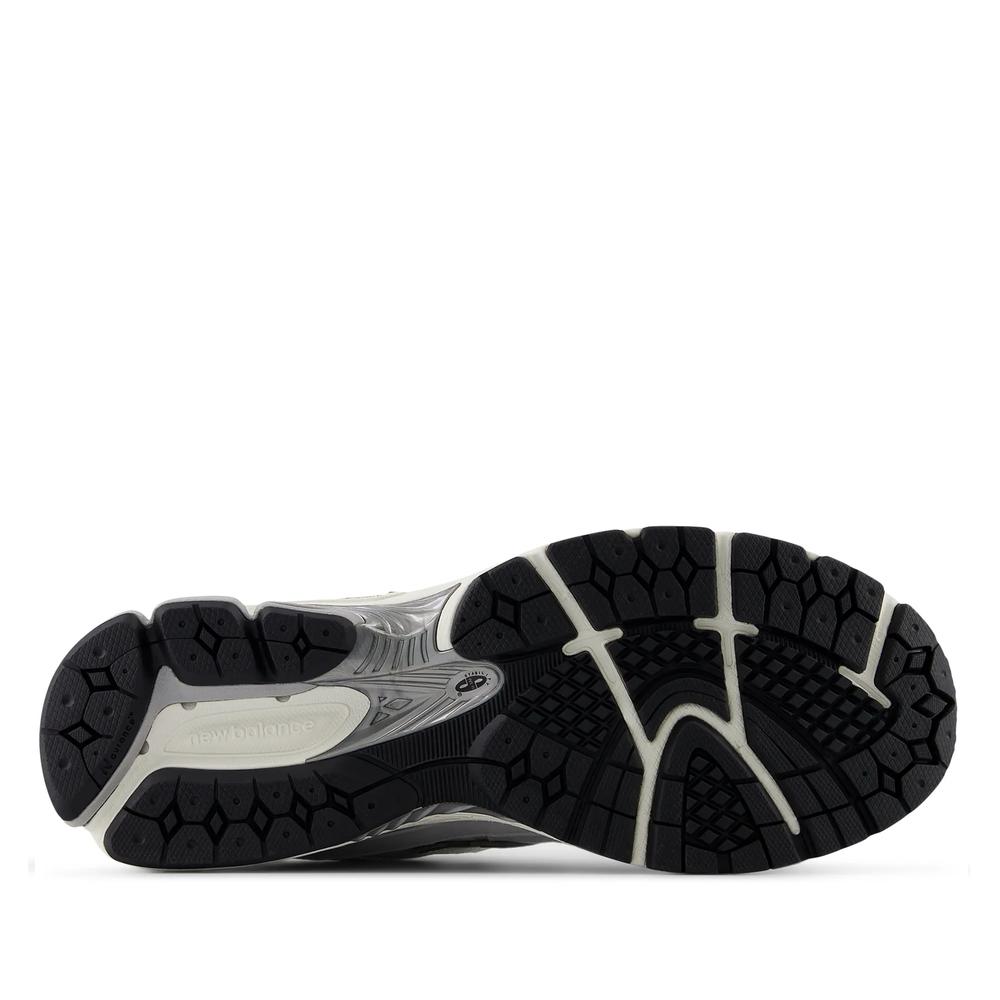Topánky New Balance M2002RPP - šedý