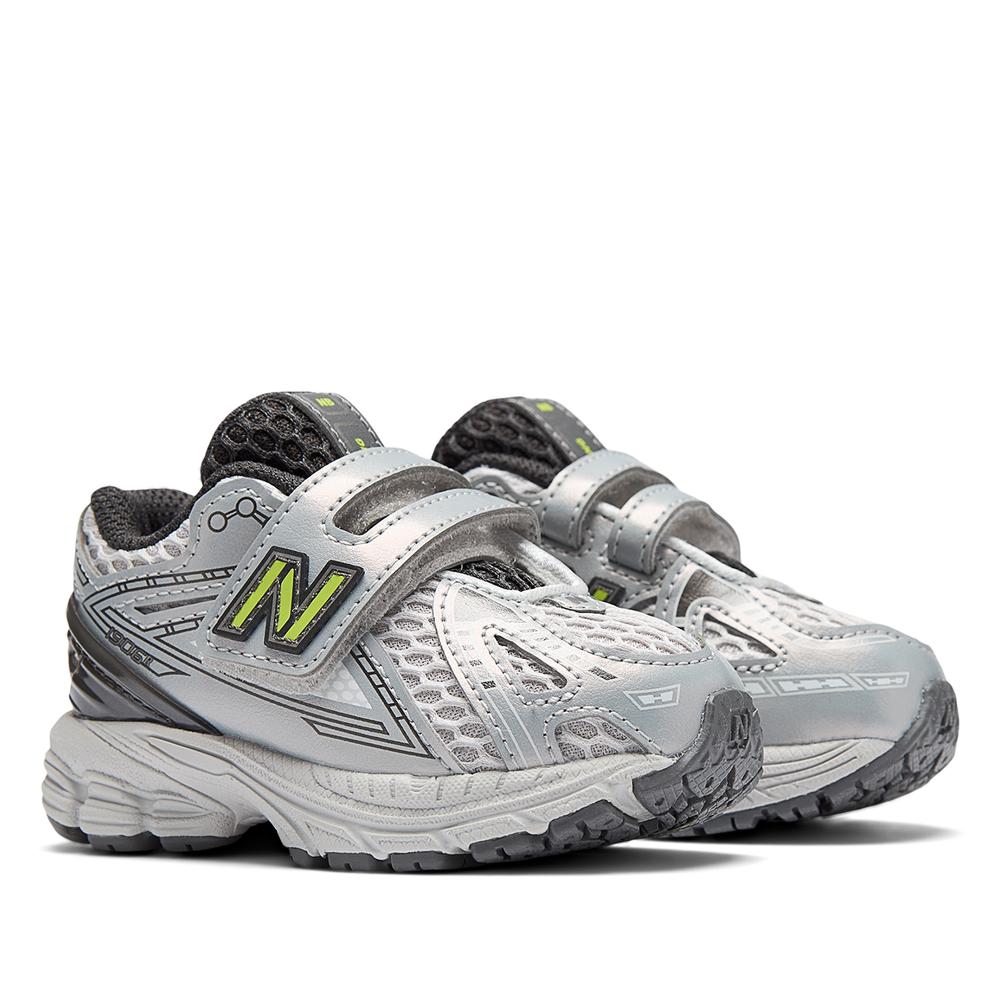 Detské topánky New Balance I19062QR - šedý