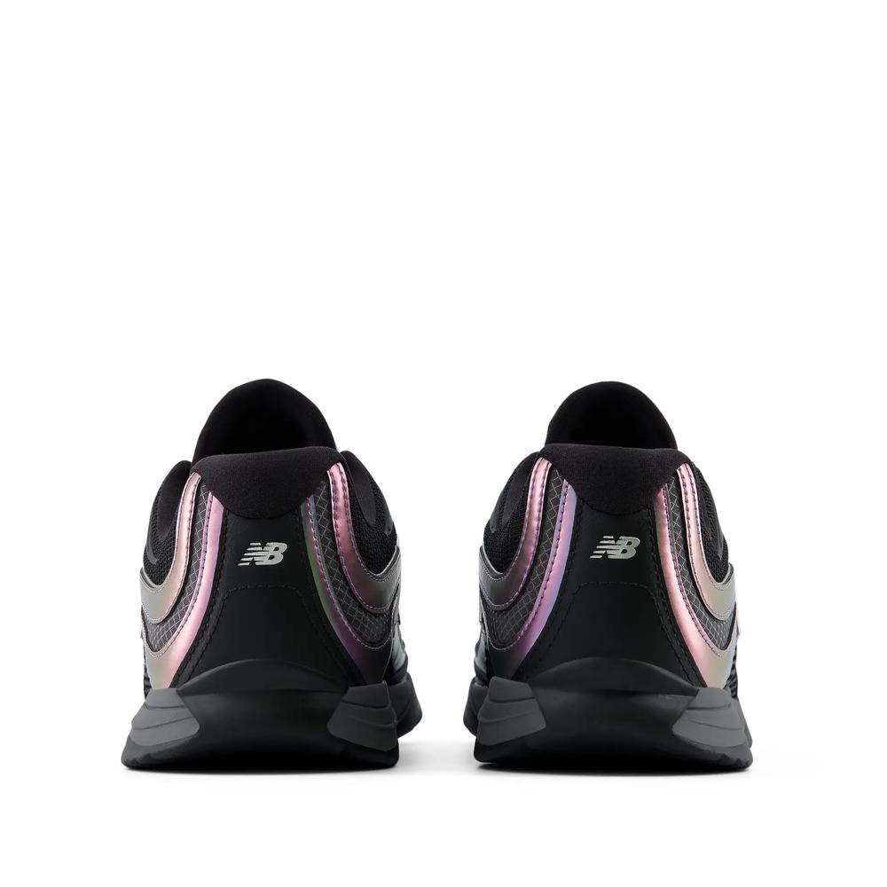 Unisex topánky New Balance URC562L1 - čierne