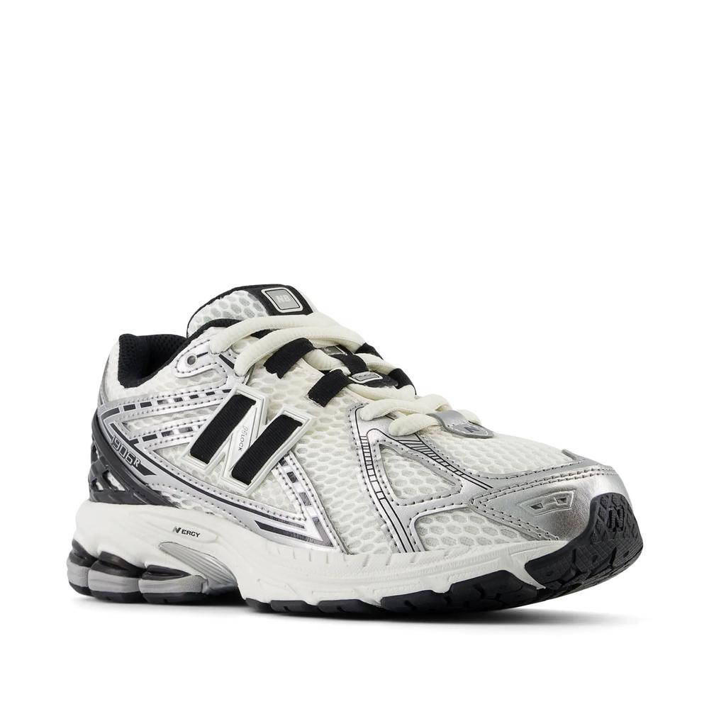 Detské topánky New Balance PC1906ER - strieborné