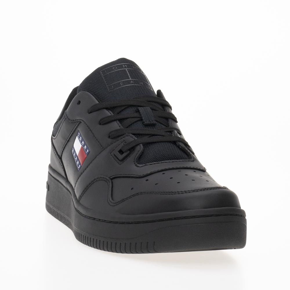 Topánky Tommy Jeans Retro Basket Ess EM0EM01395-BDS - čierne