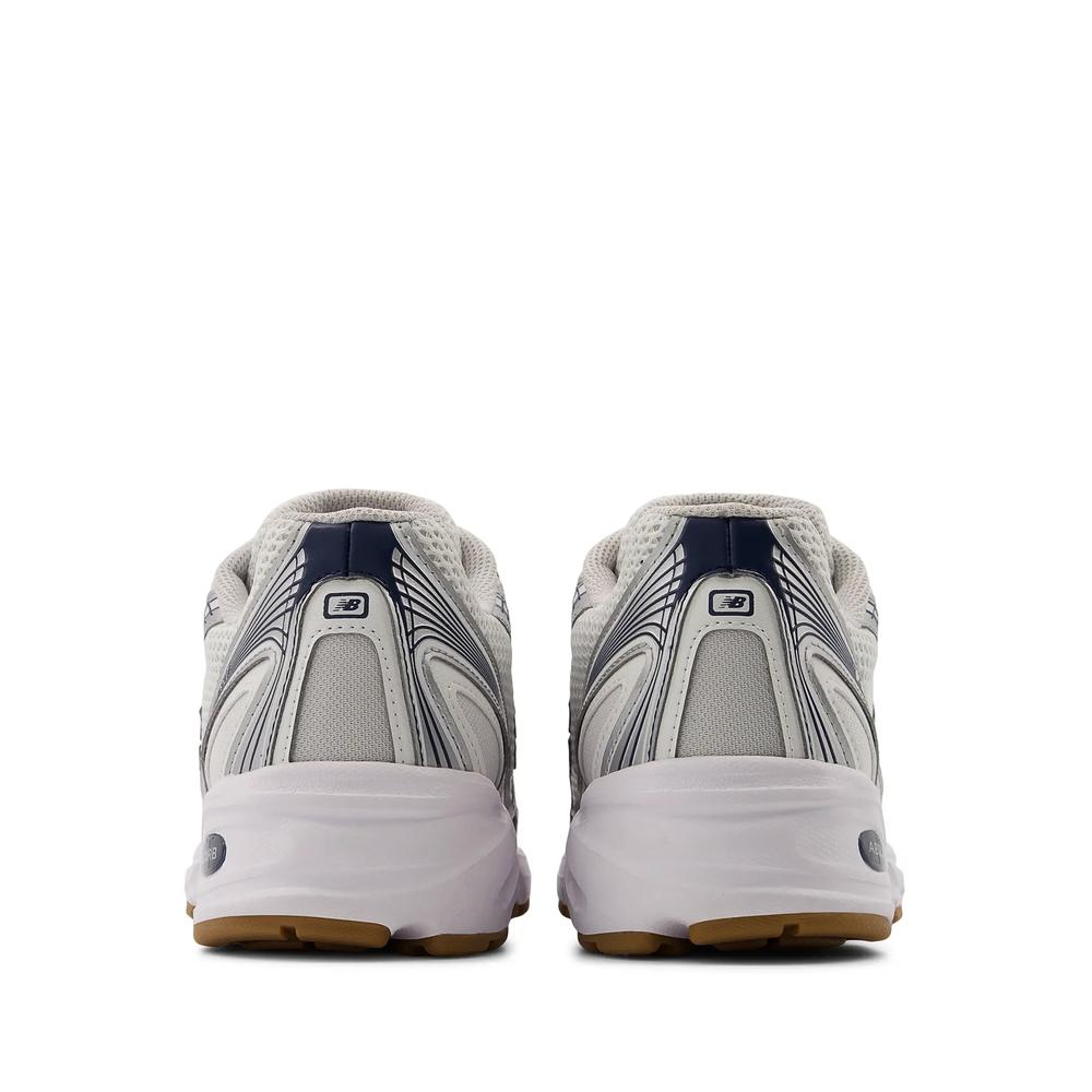 Unisex topánky New Balance U740SN2 - strieborné