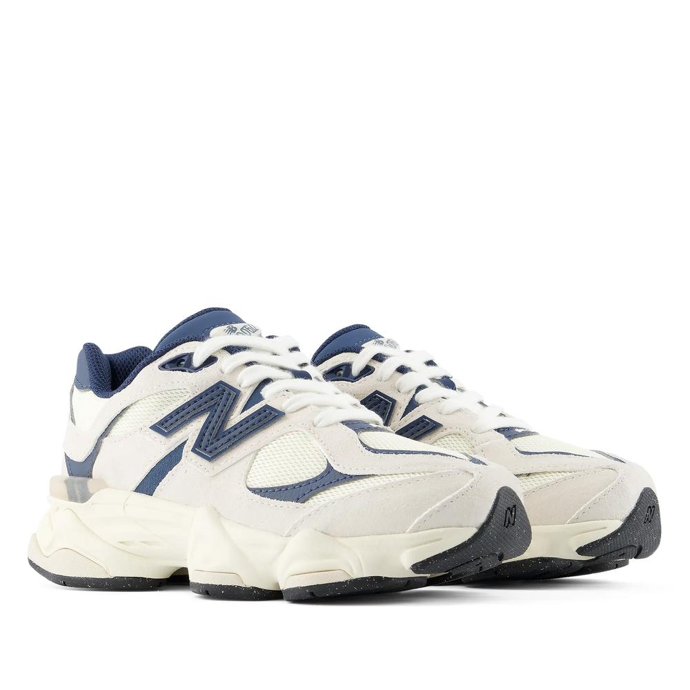 Detské topánky New Balance G90602JM - béžové