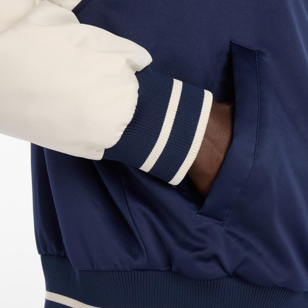 Mužský vetrovka New Balance MJ6102R7TNV - tmavomodré