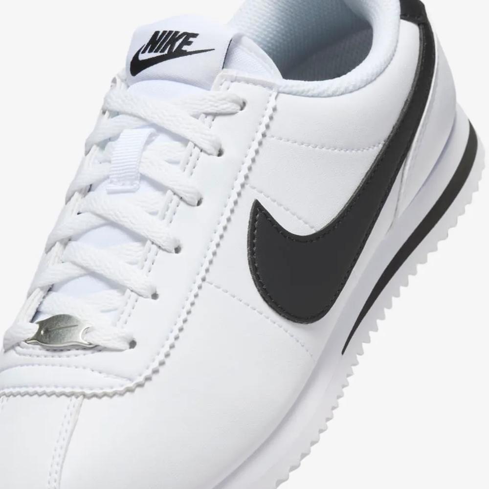 Dámske topánky Nike Cortez GS DM0950-108 - biele