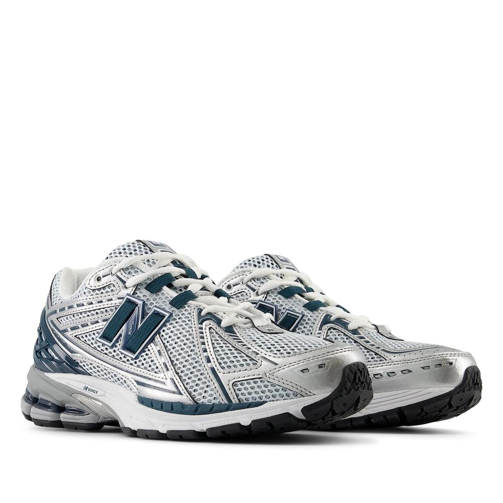 Topánky New Balance U1906RCE - strieborné
