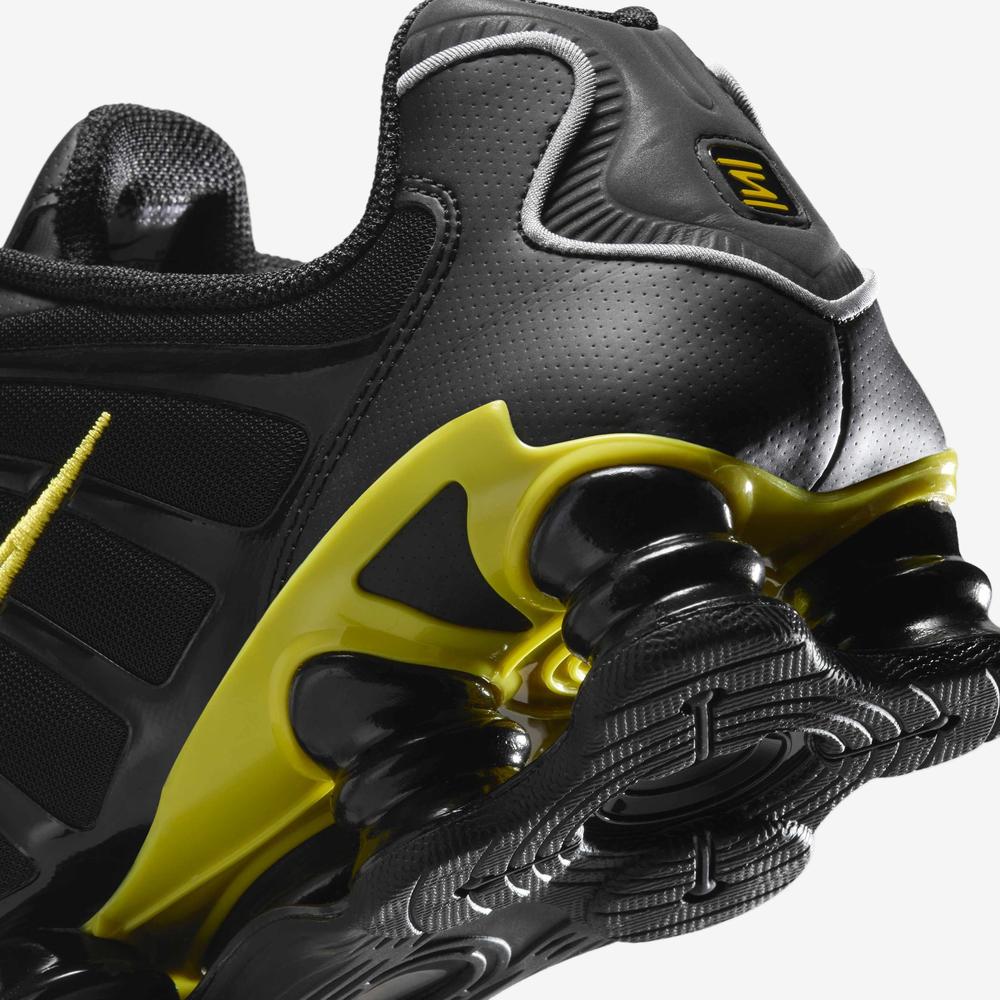 Pánske topánky Nike Shox TL CN0151-002 - čierne