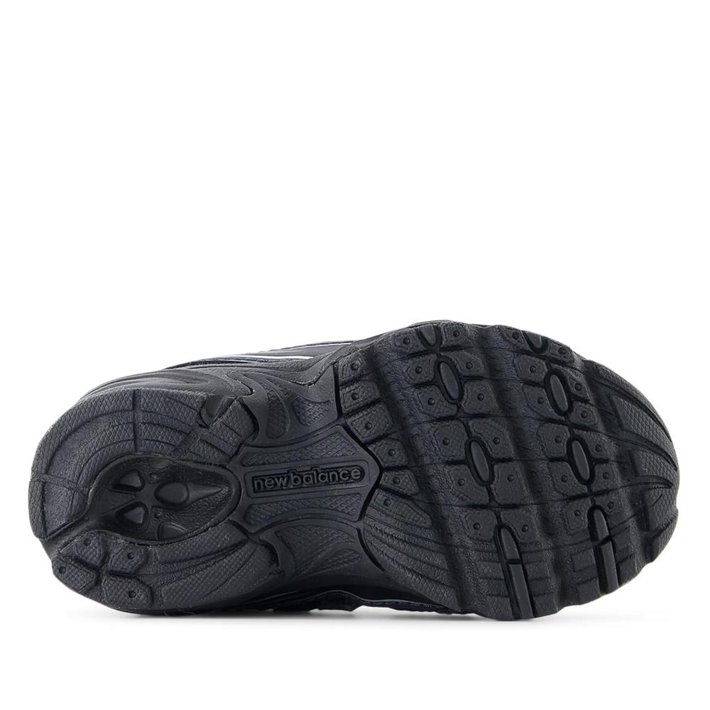 Detské topánky New Balance IZ740BM - čierne