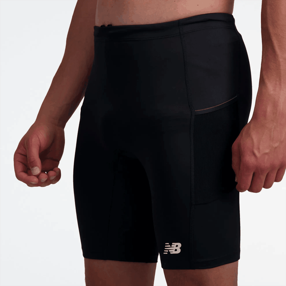 Pánske šortky New Balance MS33283BK – čierne