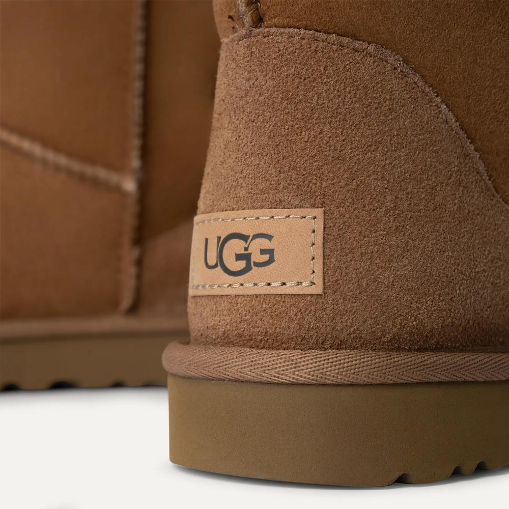 Topánky dámske UGG W Classic  Short II 1016223-CHE - hnedé