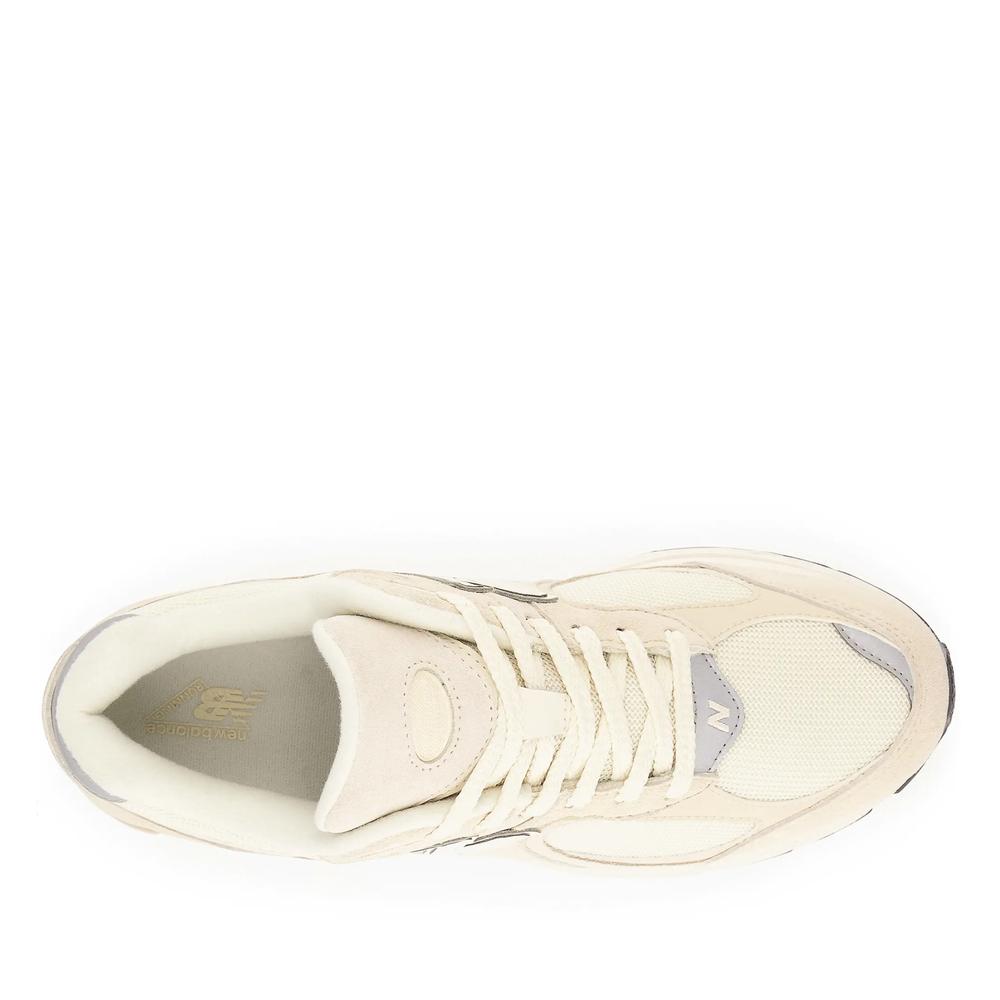 Topánky unisex New Balance M2002RCC – béžové