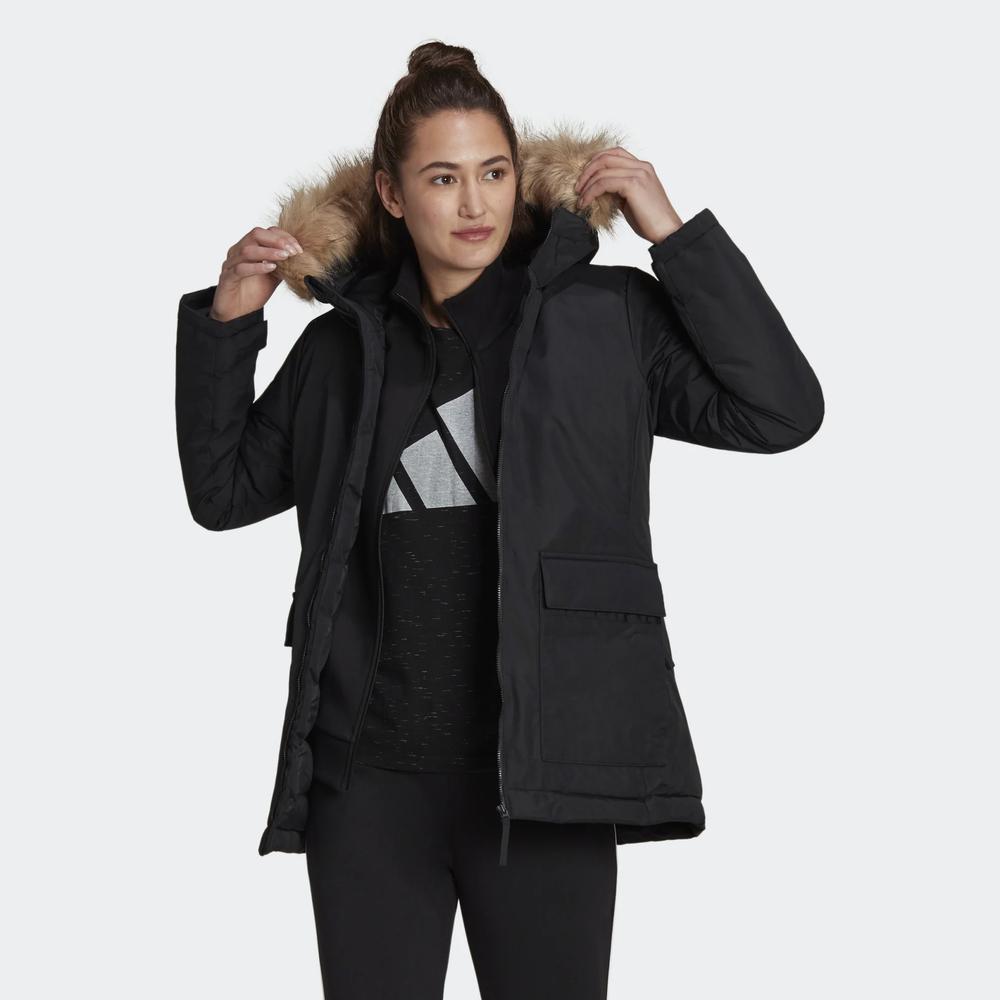 Bunda adidas Utilitas Hooded Hooded Parka GT1707 - čierne