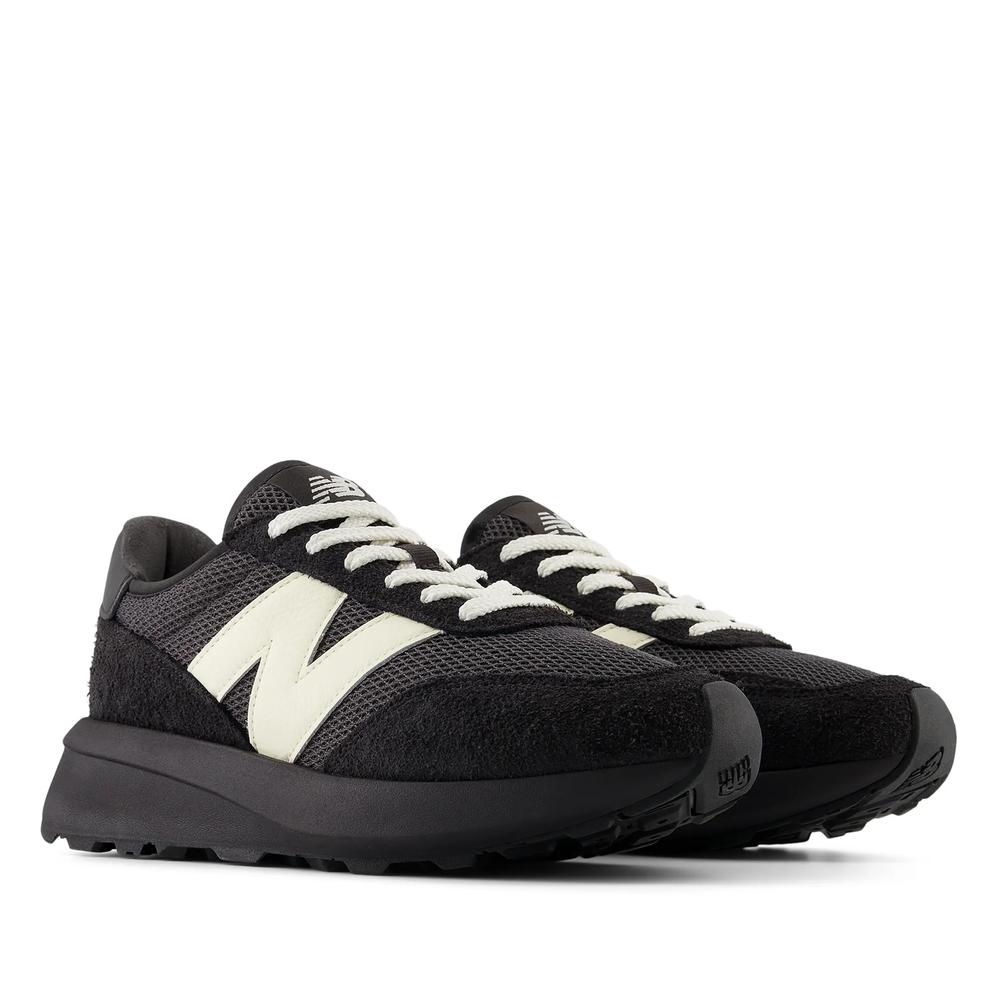 Topánky New Balance U370PB - čierne
