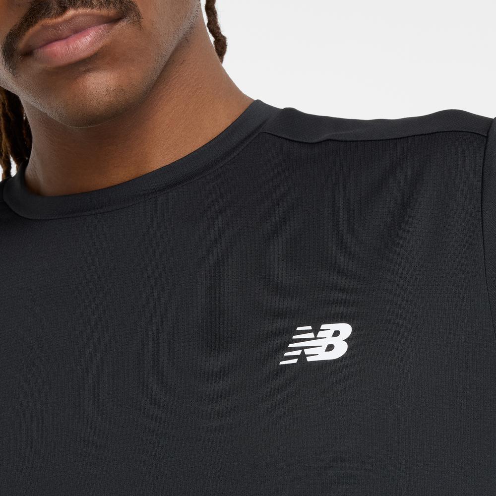 Pánske tričko New Balance MT51802BK - čierne