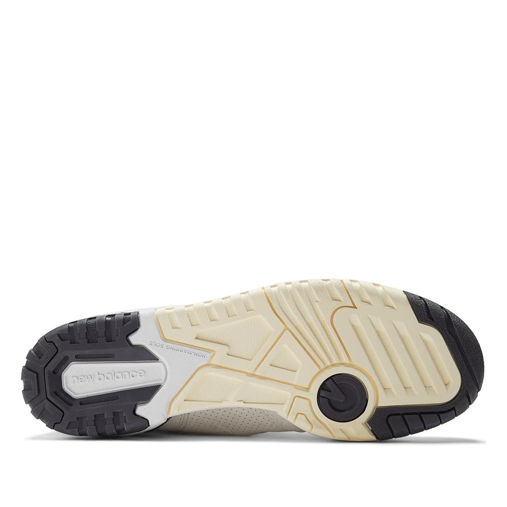 Unisex topánky New Balance BB650RVP – biele