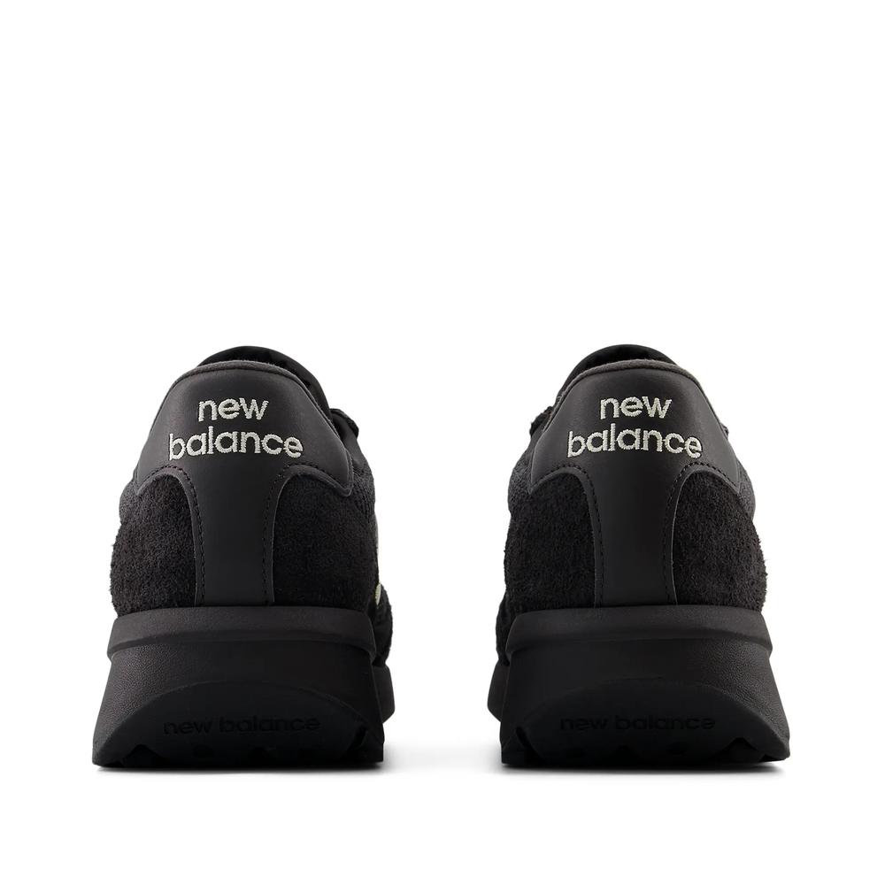 Topánky New Balance U370PB - čierne