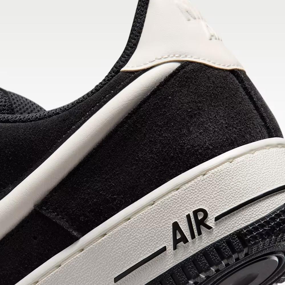 Topánky pánske Nike Air Force 1 '07 LV8 IU7592-001 - čierne