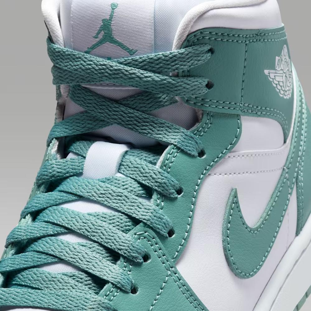 Dámske topánky Nike Air Jordan 1 Mid BQ6472-138 - zelené
