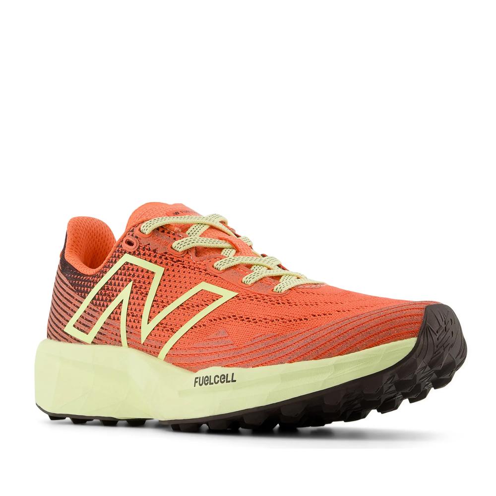 Topánky New Balance FuelCell Venym WTVNYMP - pomarančové