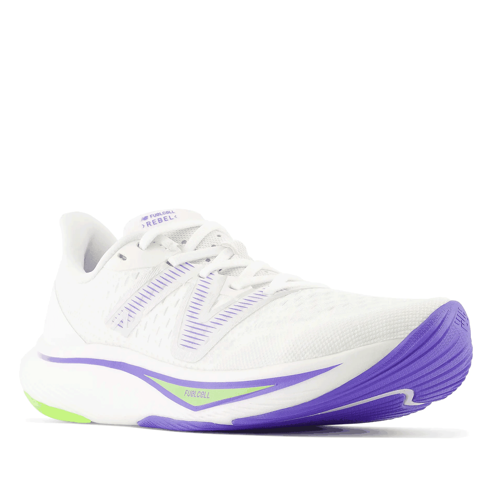 Topánky New Balance FuelCell Rebel v3 WFCXCC3 - biele