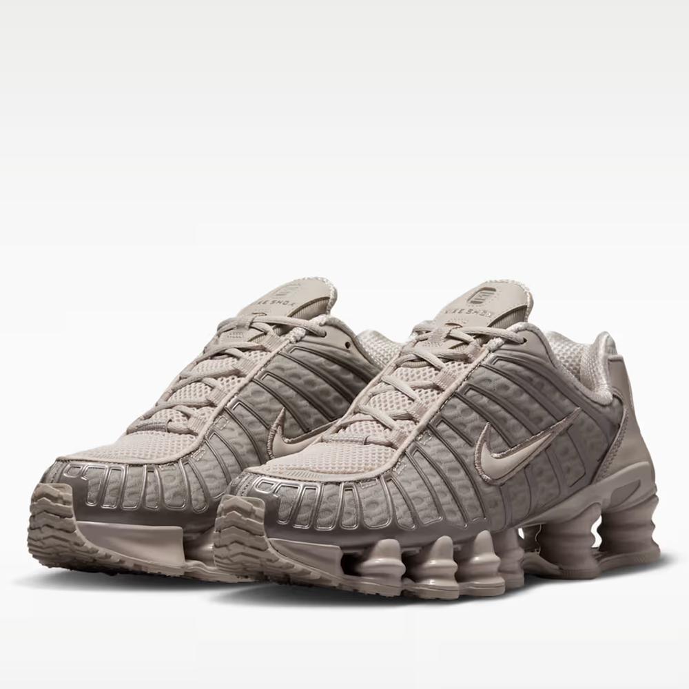 Dámske topánky Nike Shox TL AR3566-204 - béžové