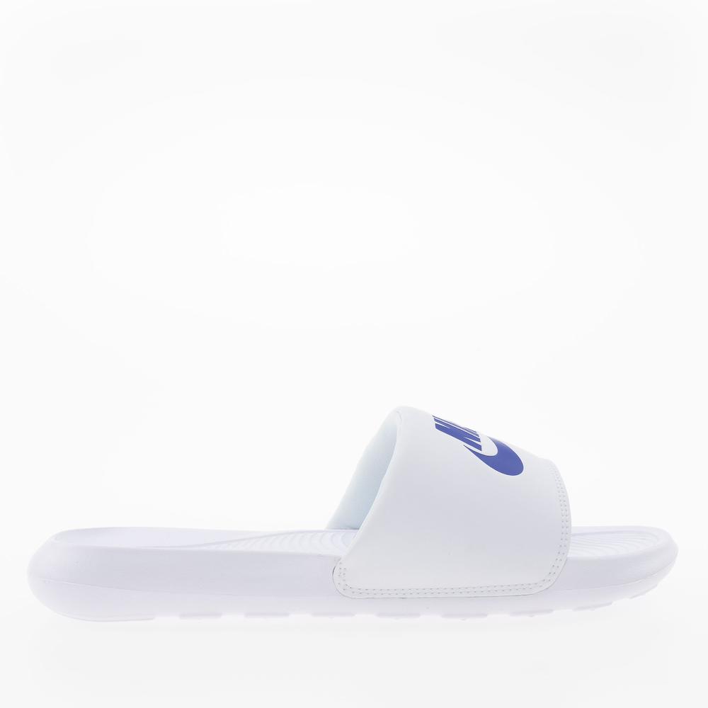 Klapky Nike Victori One CN9675-102 - biele