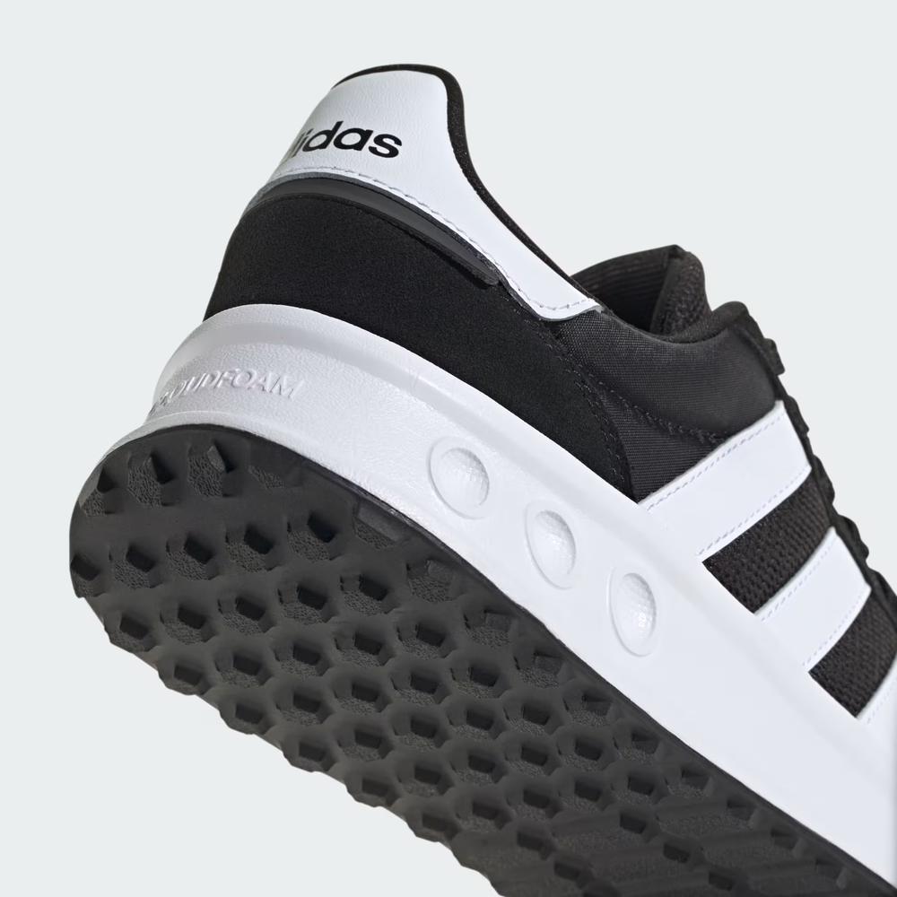 Pánske topánky adidas Sportswear Run 84 IH8613 - čierne