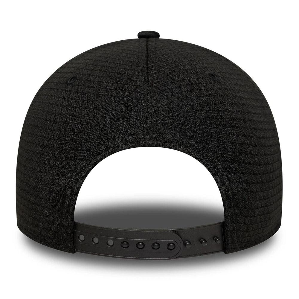 Čiapka pánske New Era New York Yankees MLB Flawless Mesh 9FORTY 60691115 - čierne