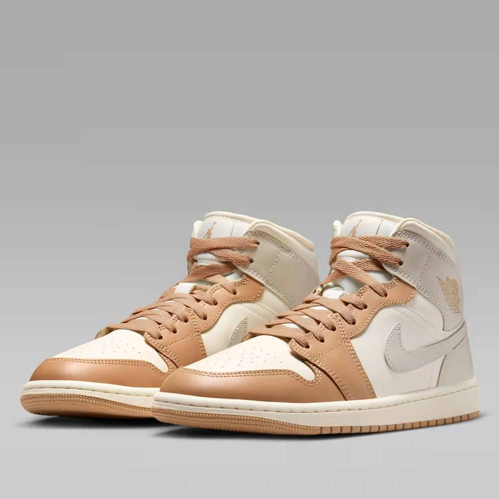 Dámske topánky Nike Air Jordan 1 Mid BQ6472-118 - viacfarebné