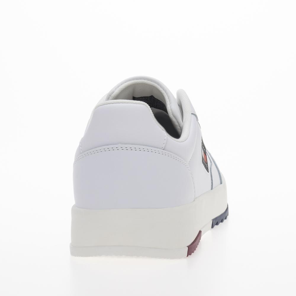 Topánky Tommy Jeans Essential Retro Leather Half Cleat EM0EM00899-YBR - biele
