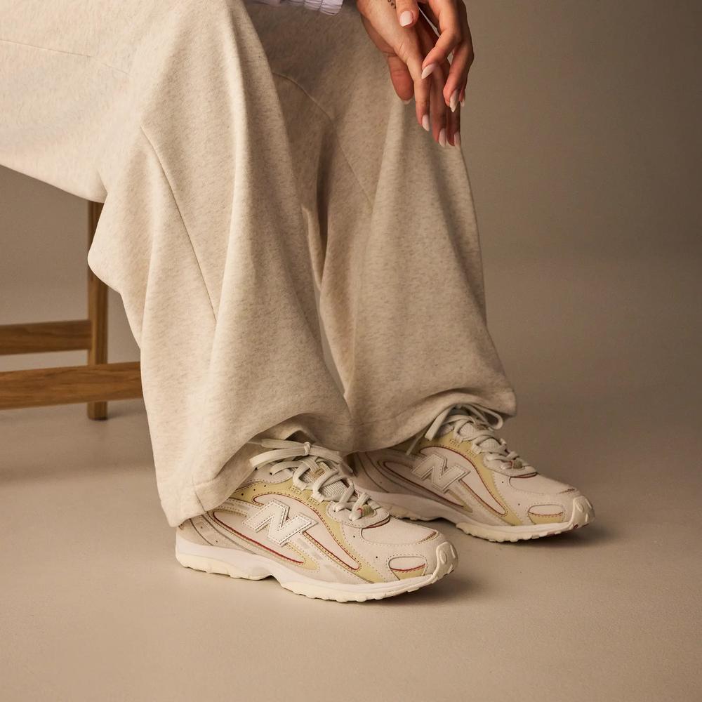 Unisex topánky New Balance U204LSC - béžové