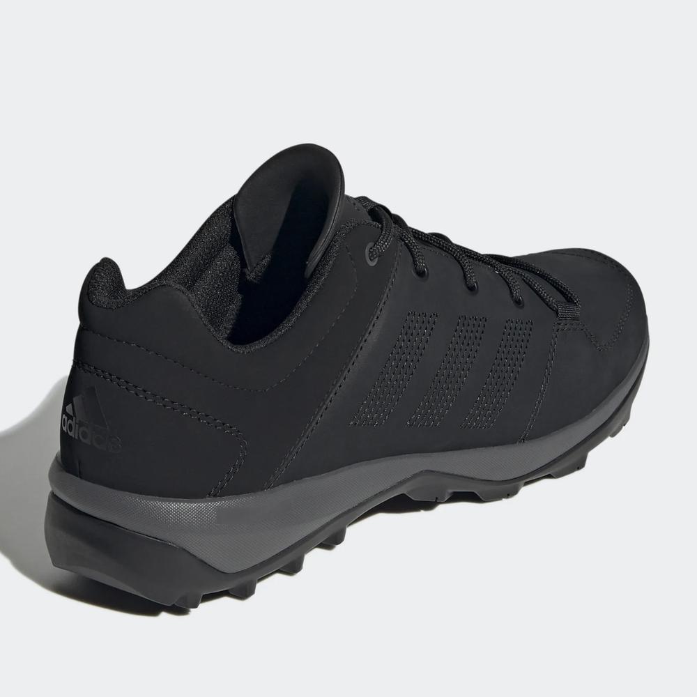 Topánky adidas Daroga Plus Lea New GW3614 - čierne