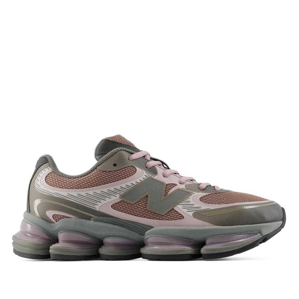 Unisex topánky New Balance U20002T8 - hnedé